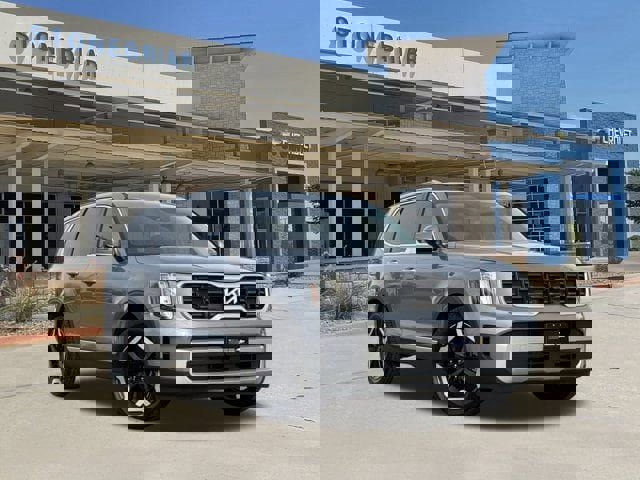Used 2024 Kia Telluride S w/ S Sunroof Package image 2