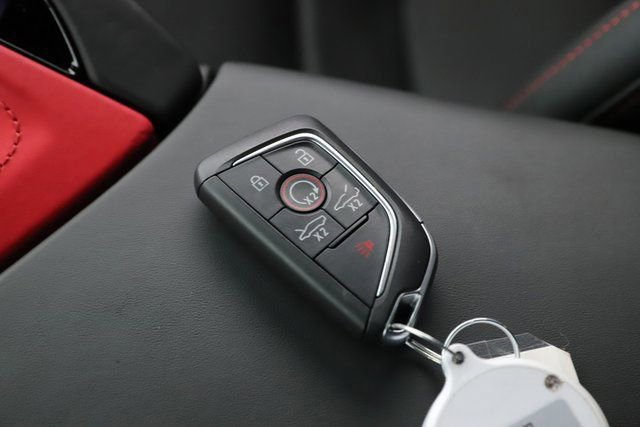 Used 2024 Chevrolet Corvette Stingray Premium Cpe image 3