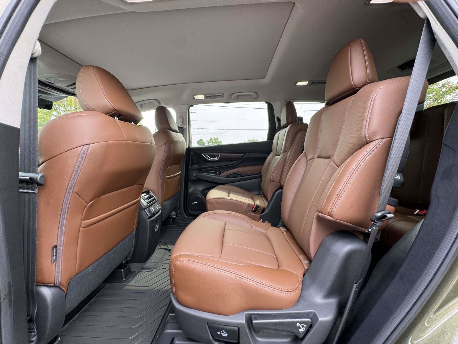 New 2026 Subaru Ascent Touring w/ Popular Package #1 AWD/4WD image 12