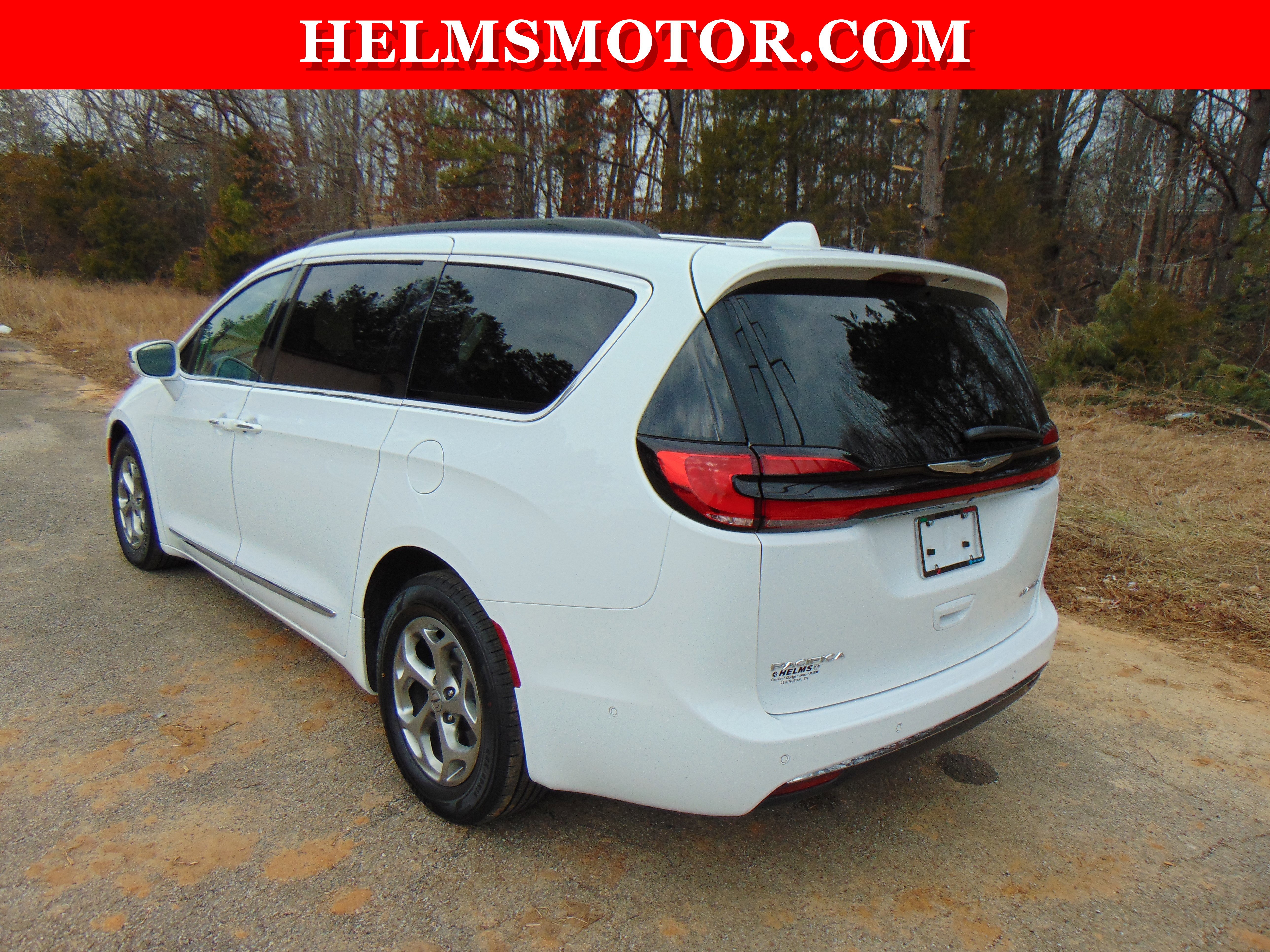 Certified 2022 Chrysler Pacifica Limited w/ Uconnect Theater Family Group image 12