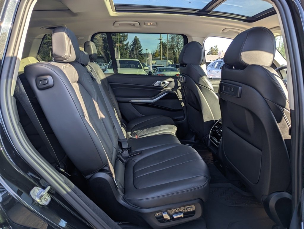 Used 2020 BMW X7 xDrive40i w/ Cold Weather Package image 37