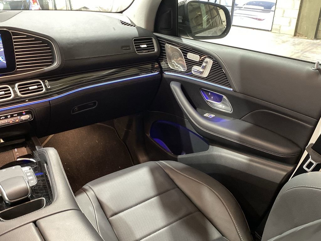 New 2025 Mercedes-Benz GLE 350 4MATIC image 4