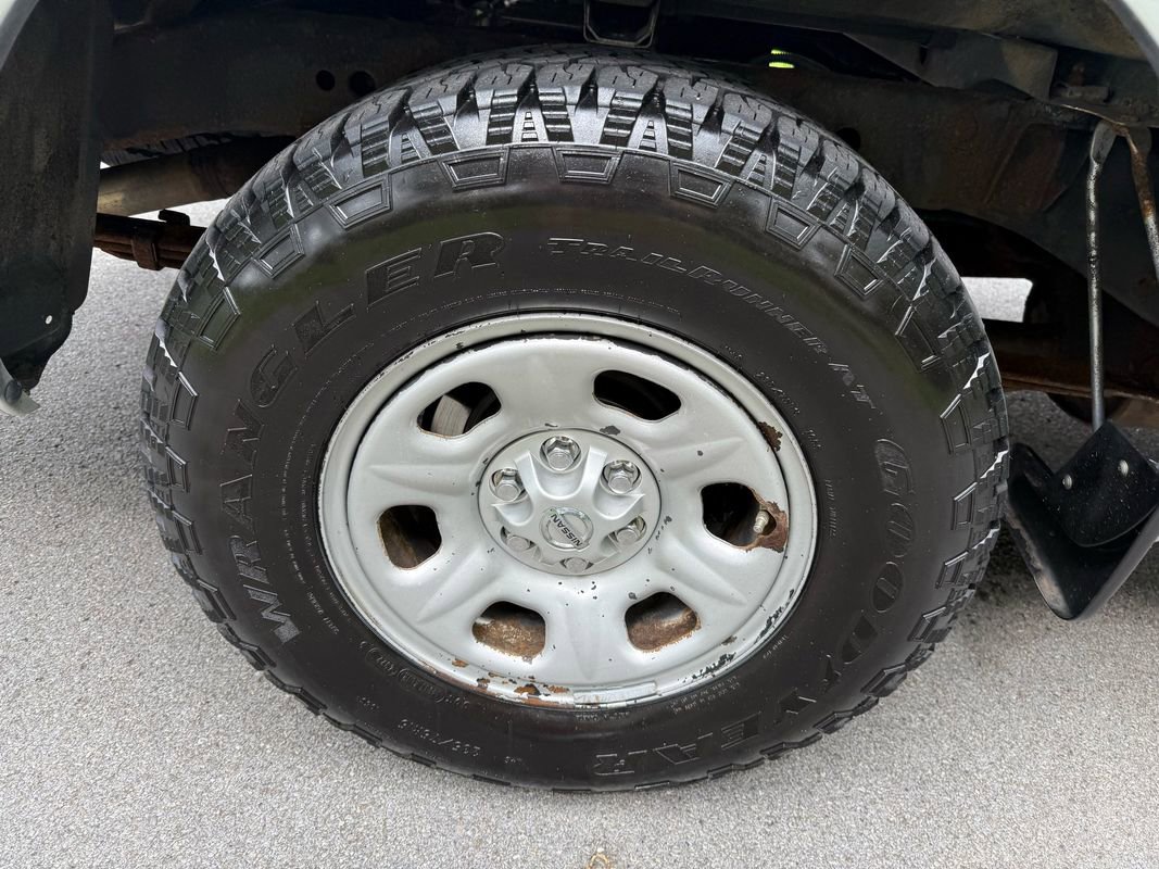 Used 2011 Nissan Frontier S w/ S Preferred Pkg RWD image 11