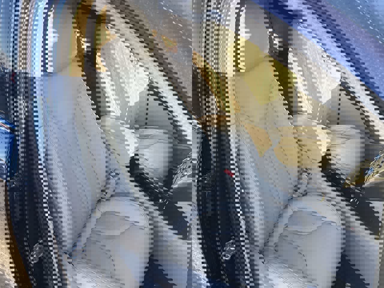 Used 2015 Lincoln MKC FWD w/ Equipment Group 101A Select image 19