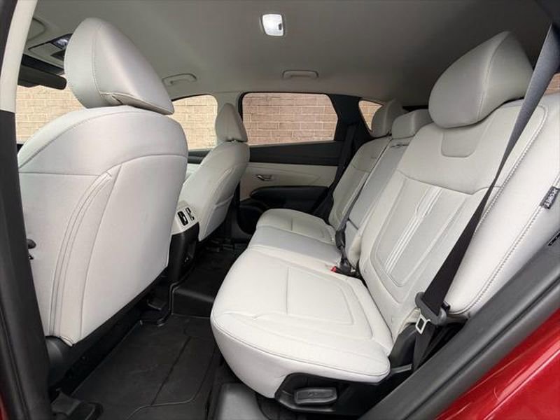 New 2025 Hyundai Tucson SEL FWD image 16