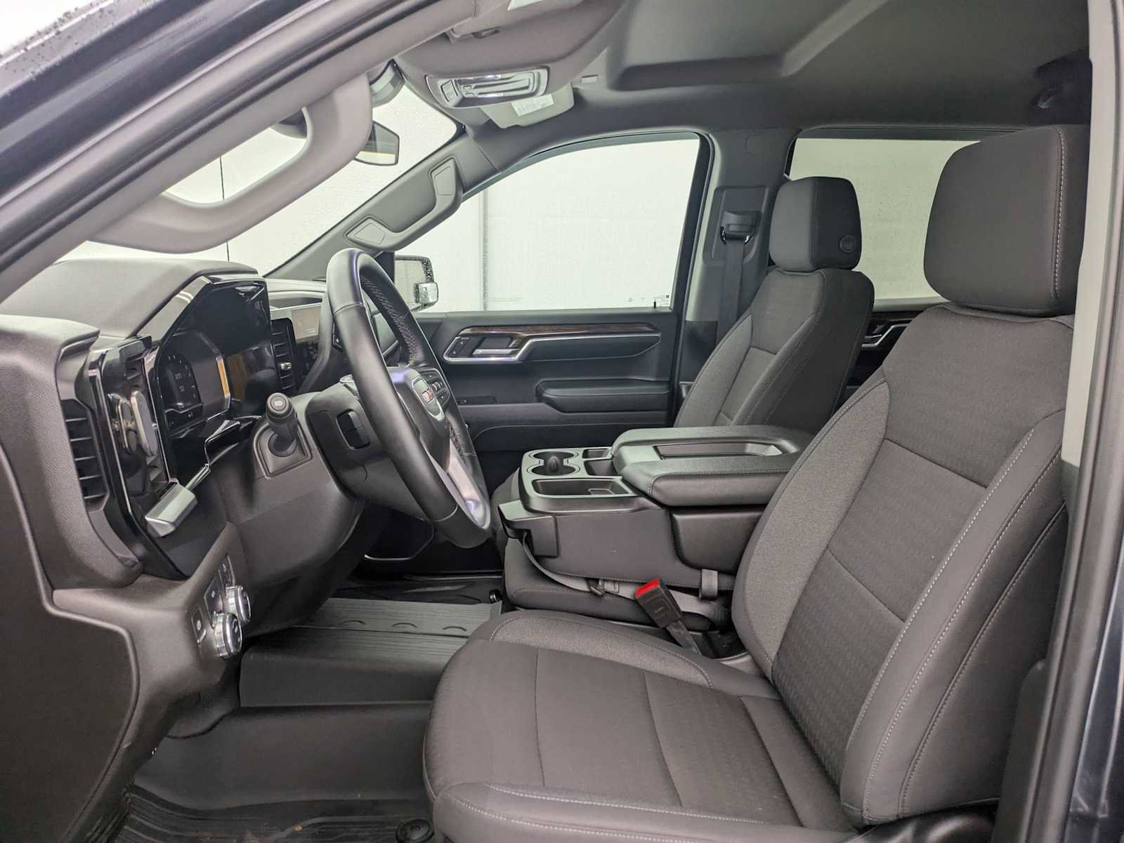 Used 2024 GMC Sierra 1500 Elevation image 18
