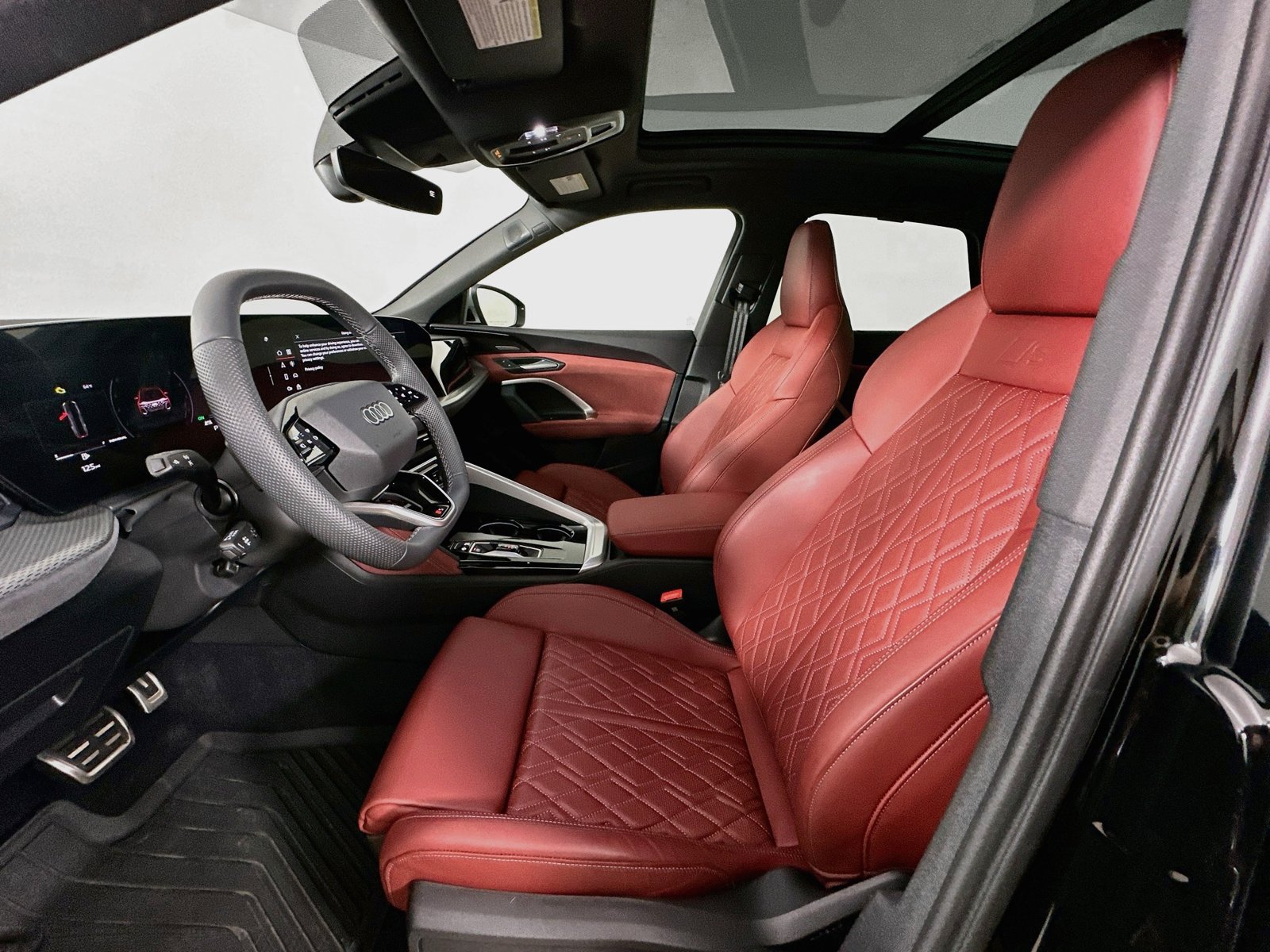 Certified 2025 Audi SQ5 Premium Plus AWD/4WD image 32