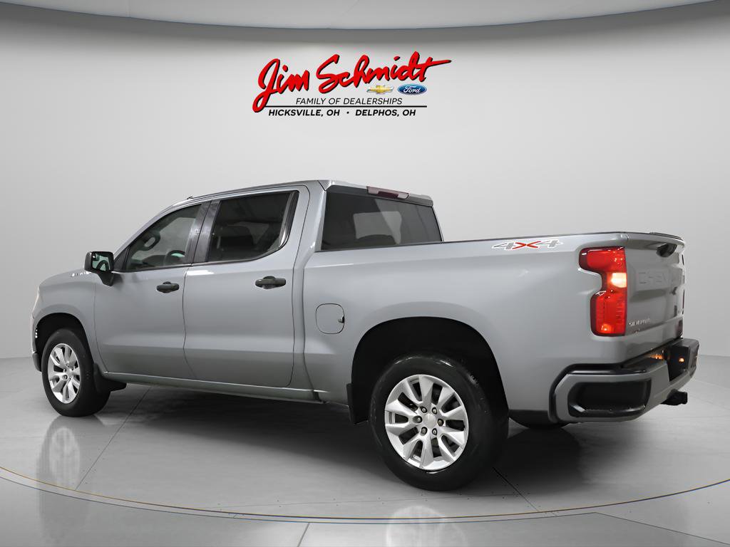 Used 2023 Chevrolet Silverado 1500 Custom AWD/4WD image 4