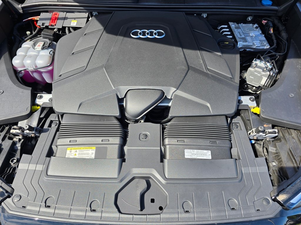 New 2026 Audi Q8 Prestige AWD/4WD image 10