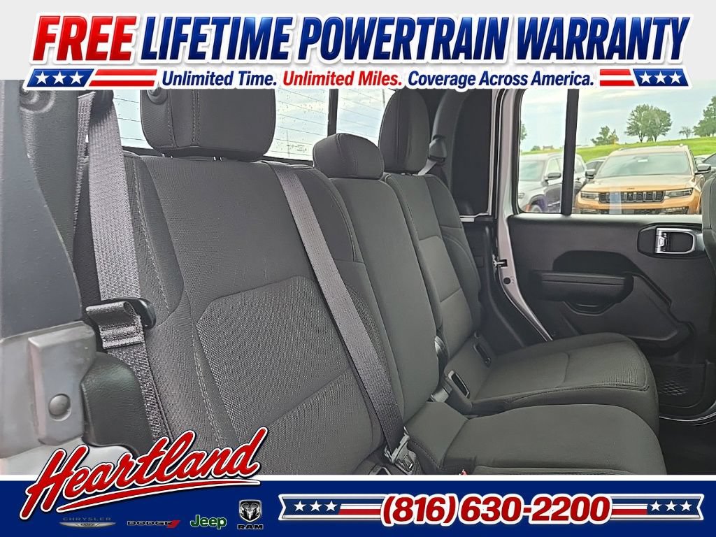 Used 2023 Jeep Gladiator Sport AWD/4WD image 82