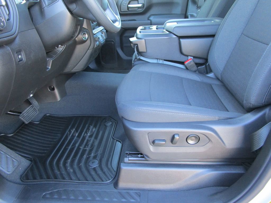 New 2026 Chevrolet Silverado 2500 Custom w/ Custom Value Package image 27