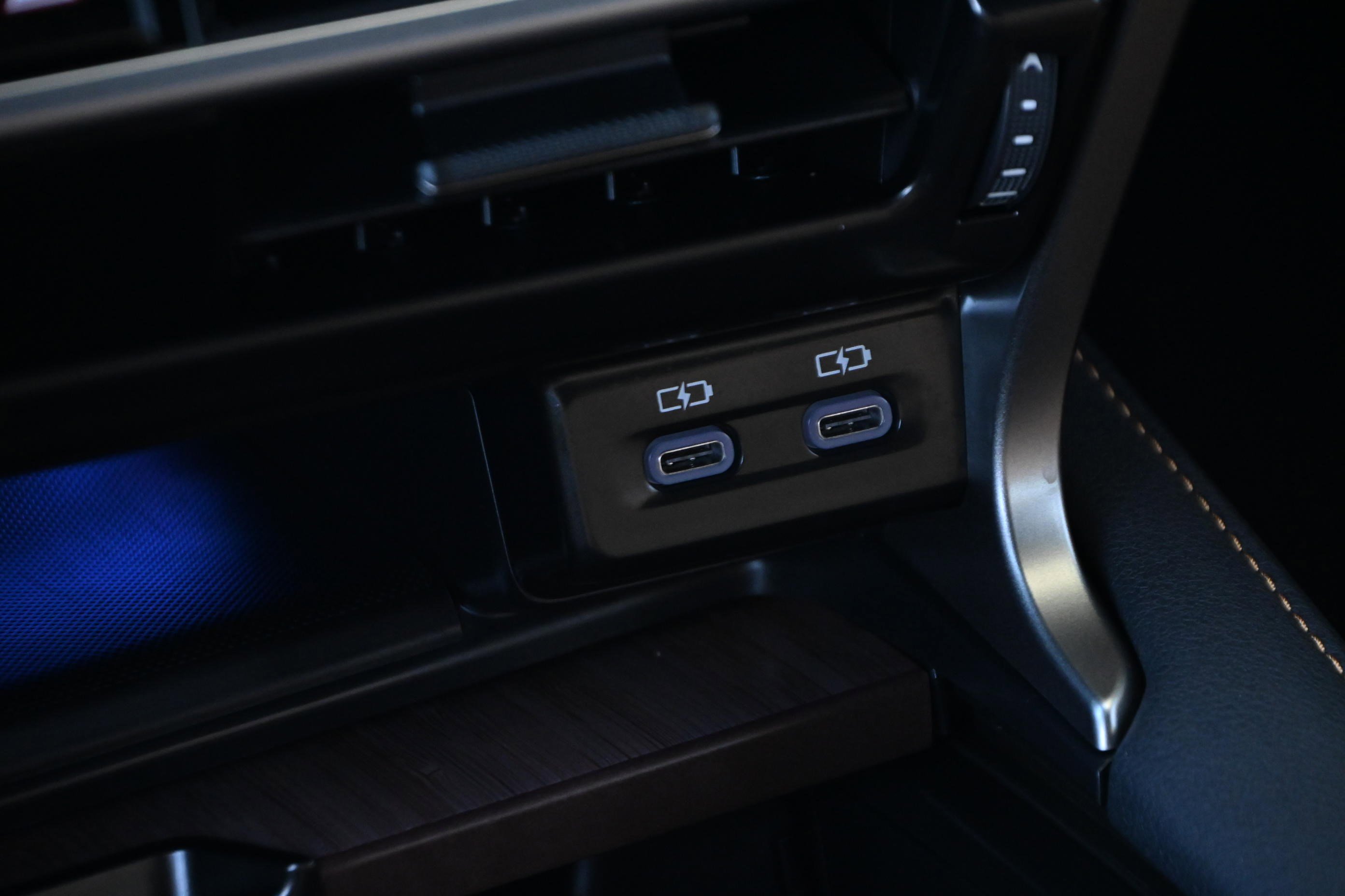 Used 2026 Lexus RX 350 Premium Plus w/ Accessory Package (Z1) image 34