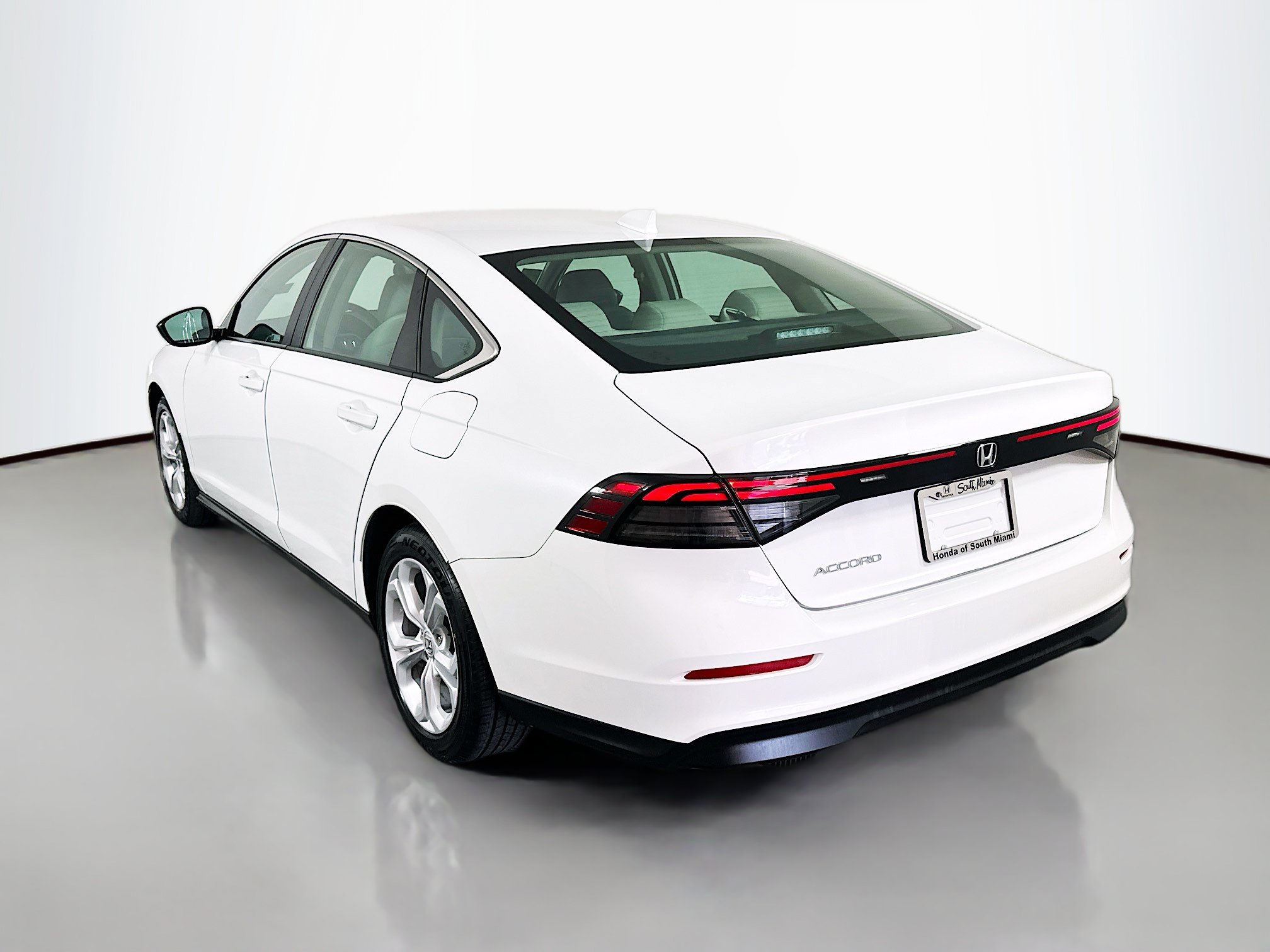 Certified 2024 Honda Accord LX image 4