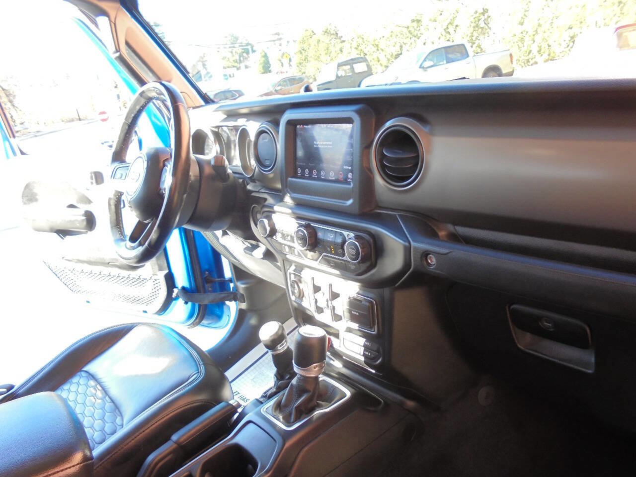 Used 2020 Jeep Gladiator Sport w/ Quick Order Package 24S image 8