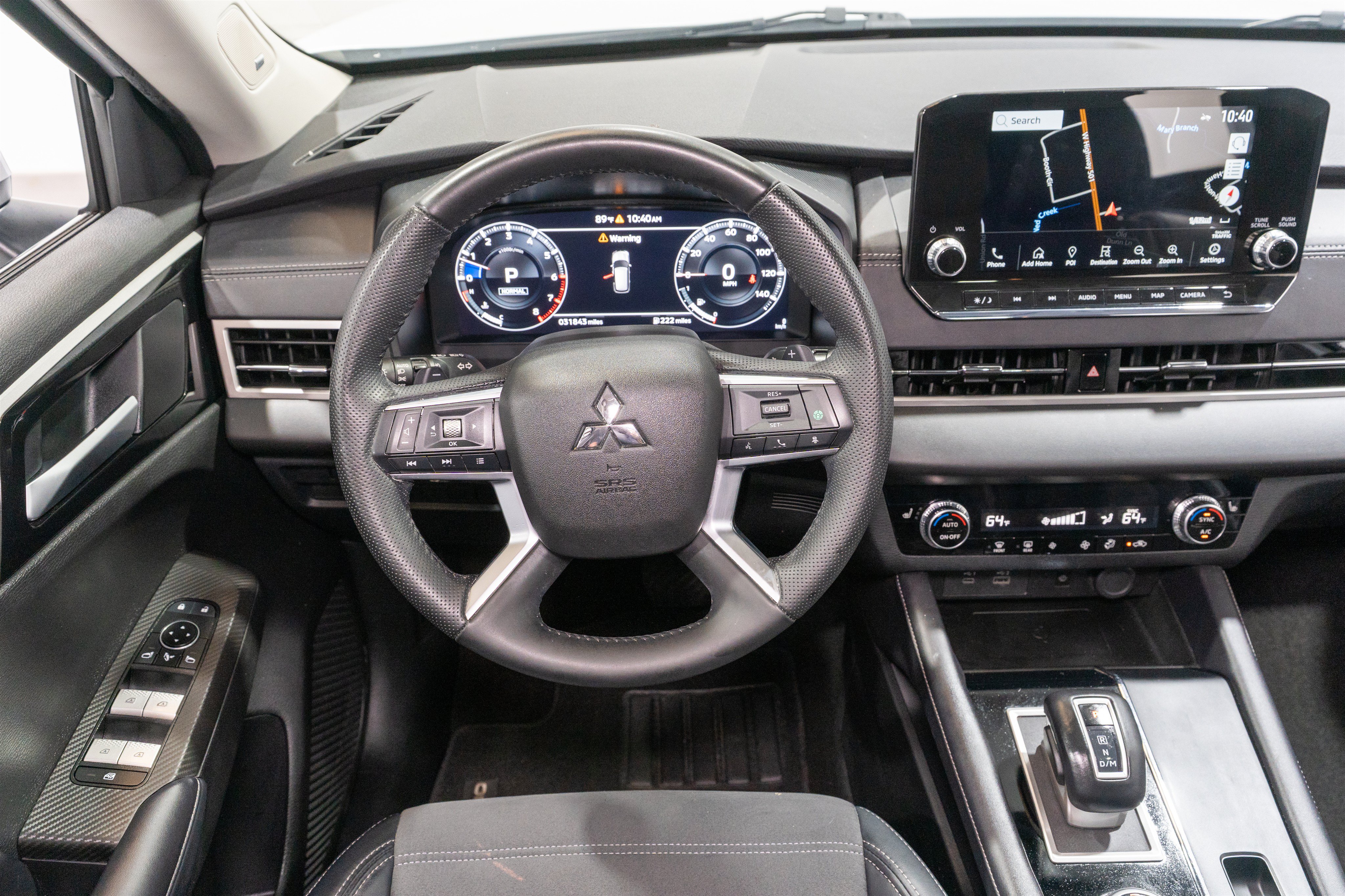 Used 2024 Mitsubishi Outlander SE Black Edition FWD image 11
