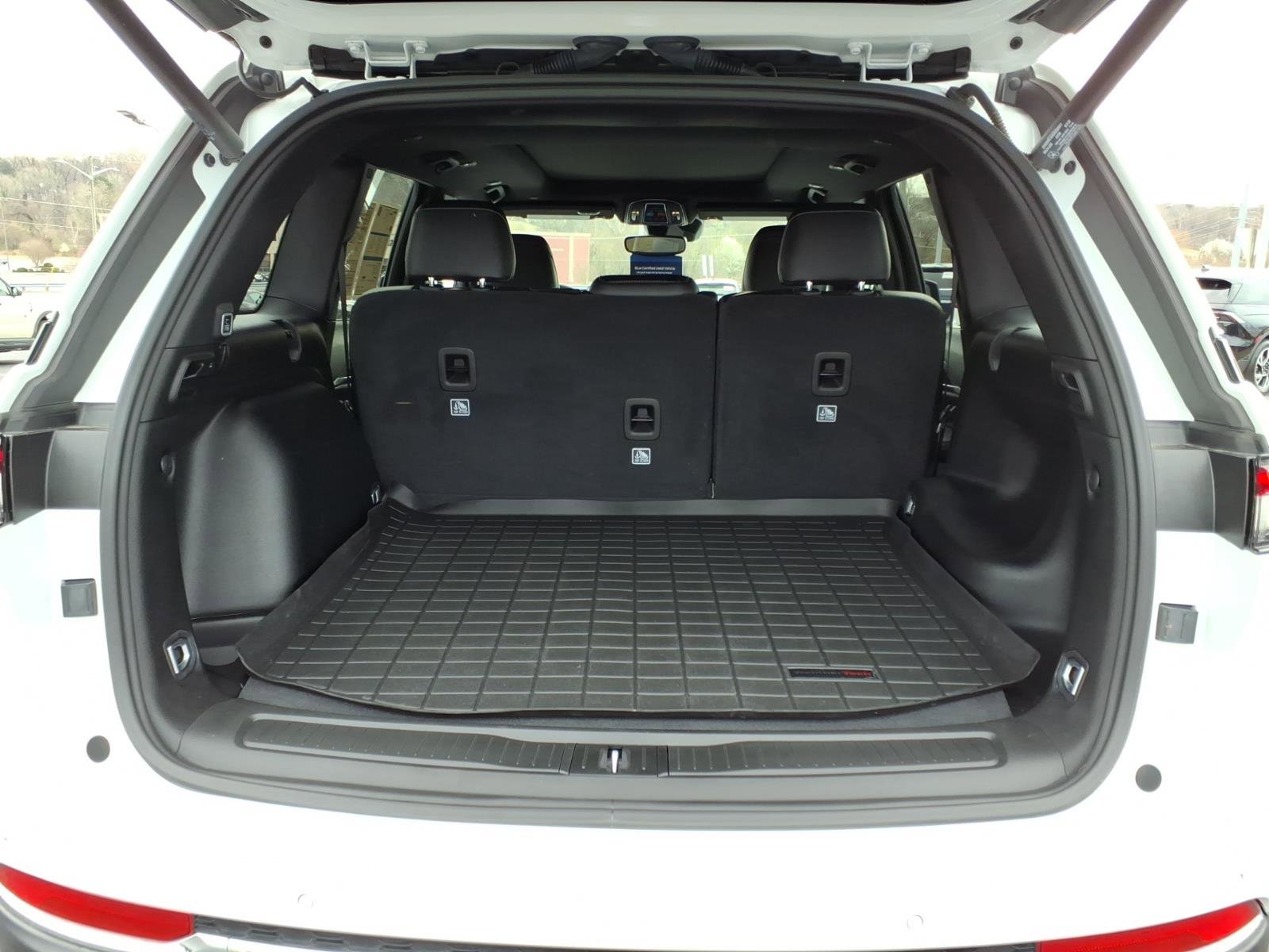 Used 2024 Jeep Grand Cherokee Limited w/ Trailer Tow Package image 8