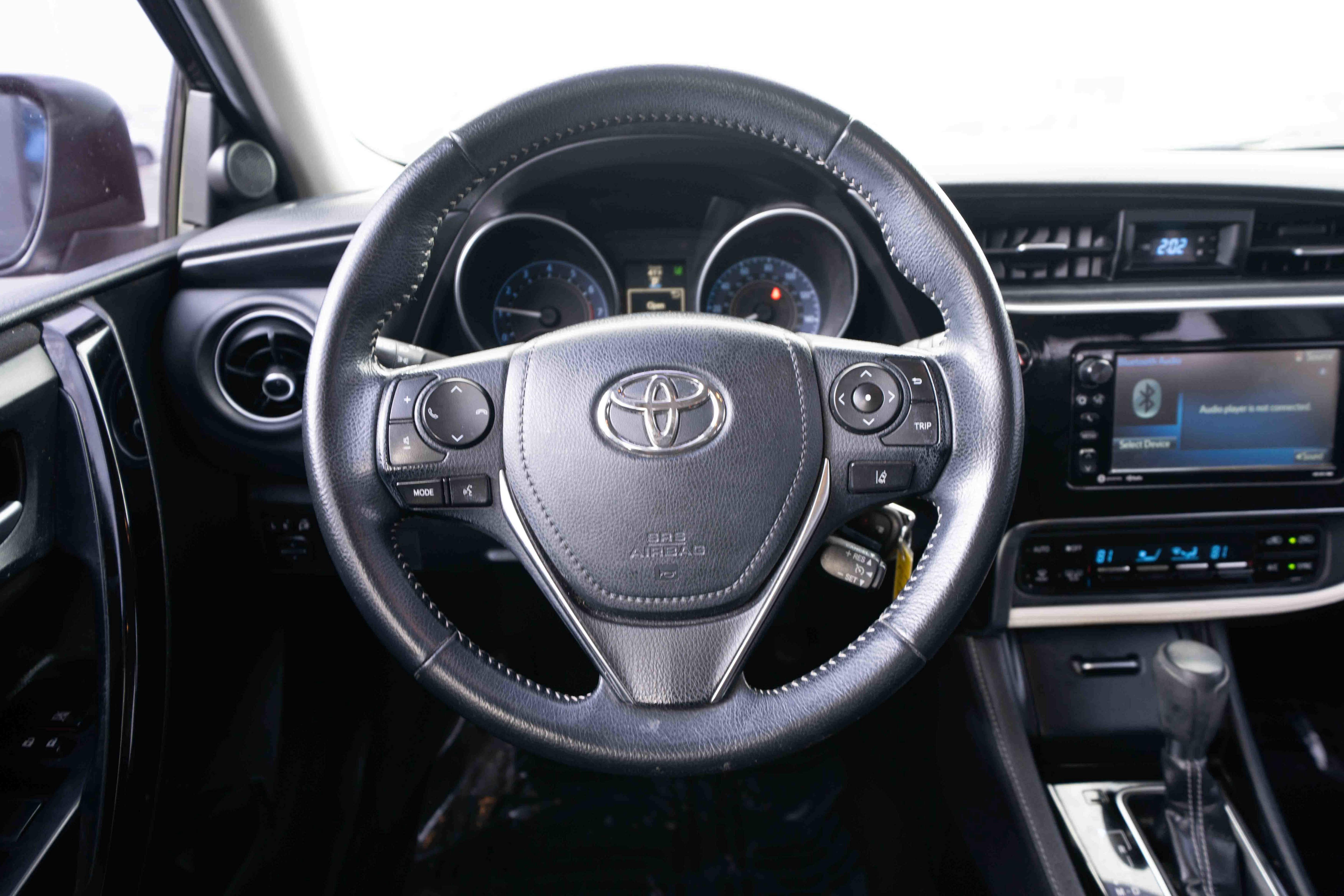 Used 2018 Toyota Corolla iM image 21
