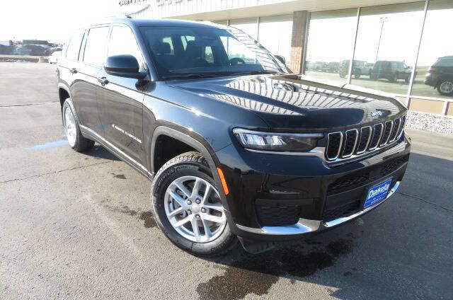 New 2025 Jeep Grand Cherokee L Laredo w/ Luxury Tech Group I image 4