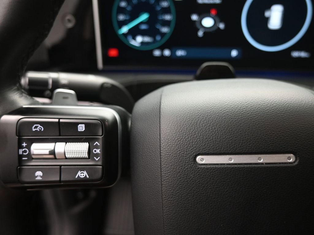 Used 2024 Hyundai Santa Fe Limited image 15