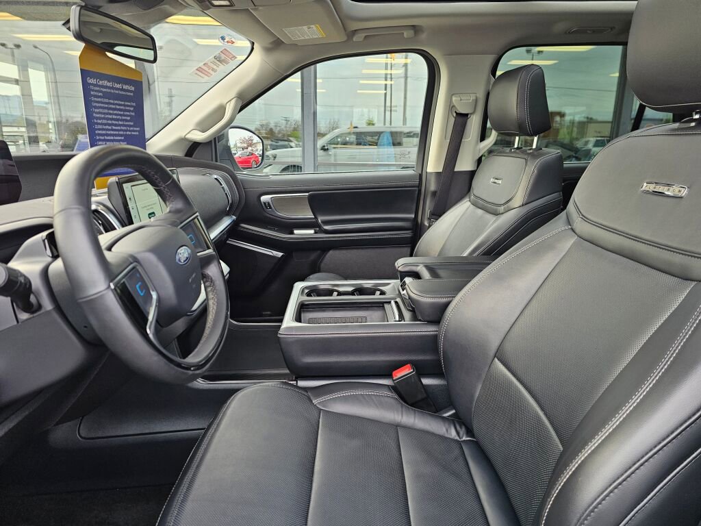 Certified 2025 Ford Expedition Max Platinum AWD/4WD image 18