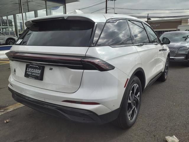 New 2024 Lincoln Nautilus Premier w/ Equipment Group 102A AWD/4WD image 6