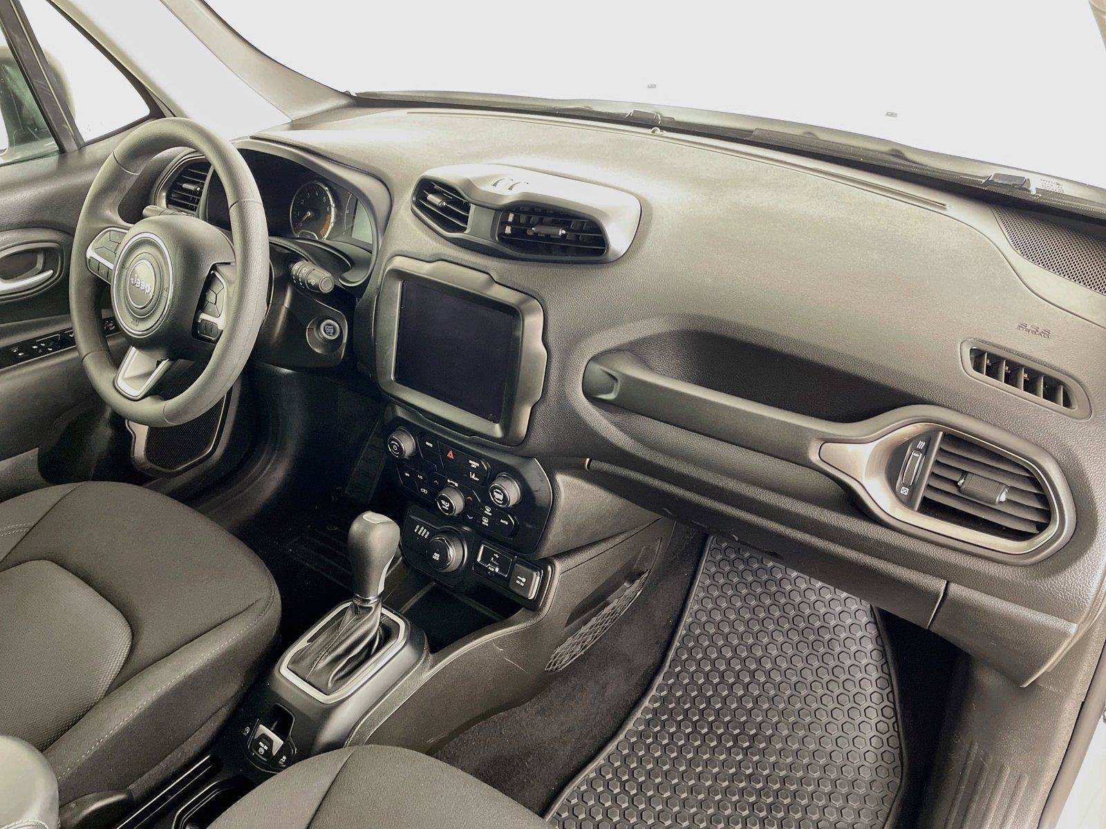 Used 2023 Jeep Renegade Latitude AWD/4WD image 27