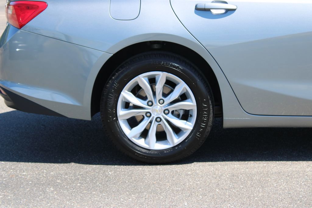 Used 2024 Chevrolet Malibu LT FWD image 13