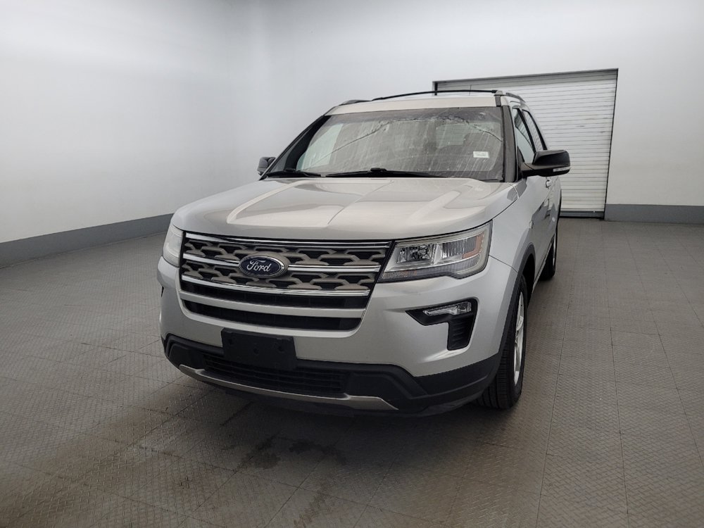 Used 2018 Ford Explorer XLT w/ Equipment Group 201A FWD image 15