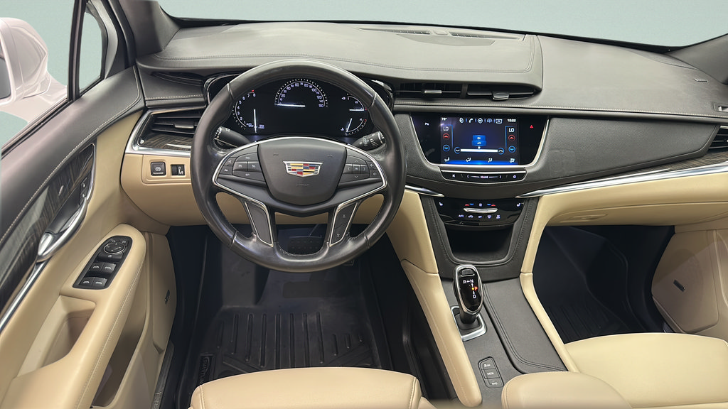 Used 2019 Cadillac XT5 AWD image 11