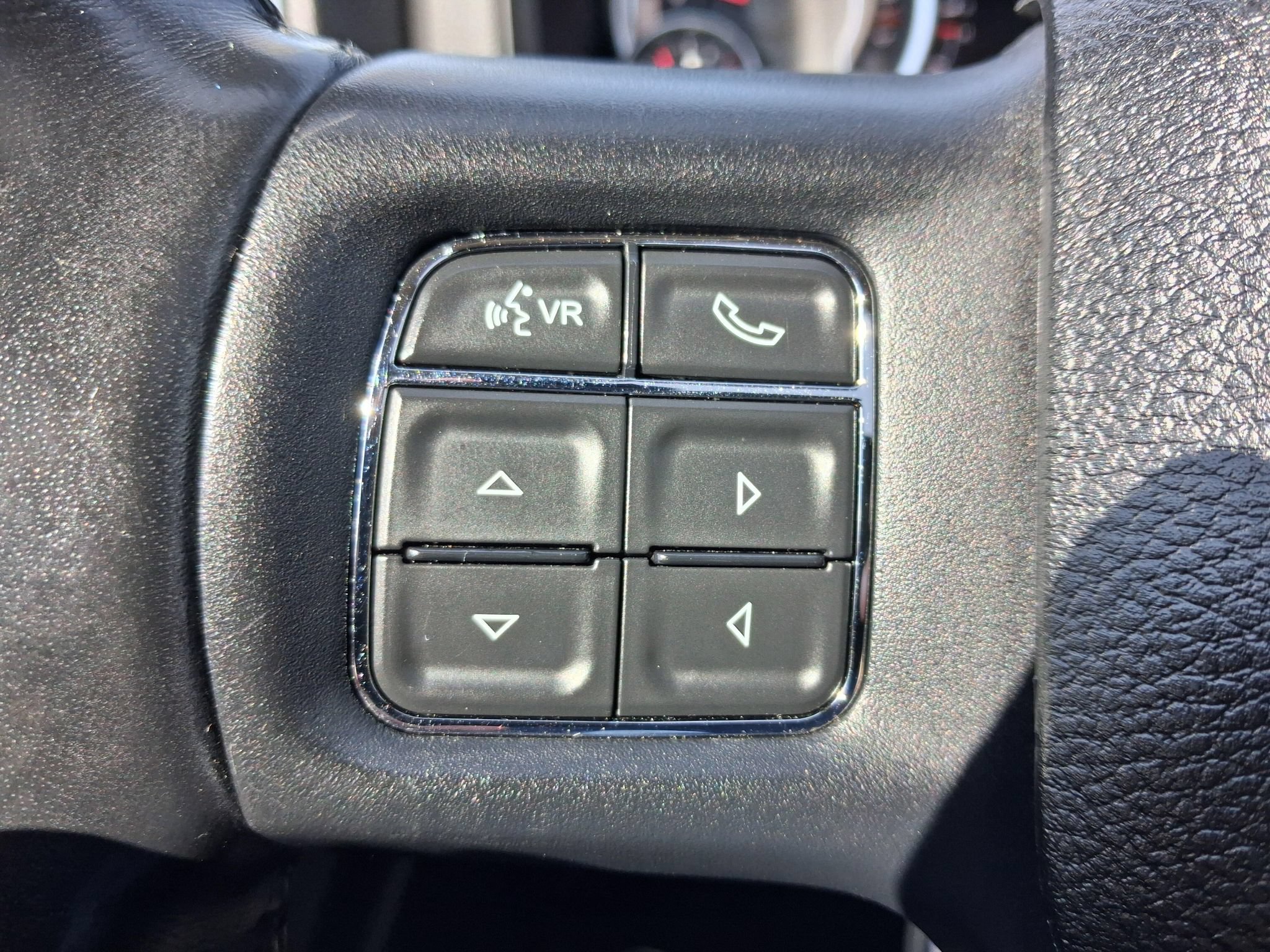 Used 2015 RAM 1500 Sport w/ Sport Premium Group AWD/4WD image 18