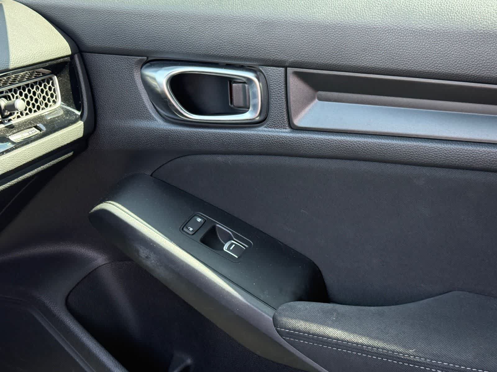 Used 2022 Honda Civic Sport image 25