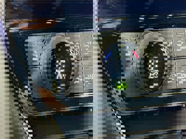 Certified 2025 Toyota Grand Highlander AWD image 19