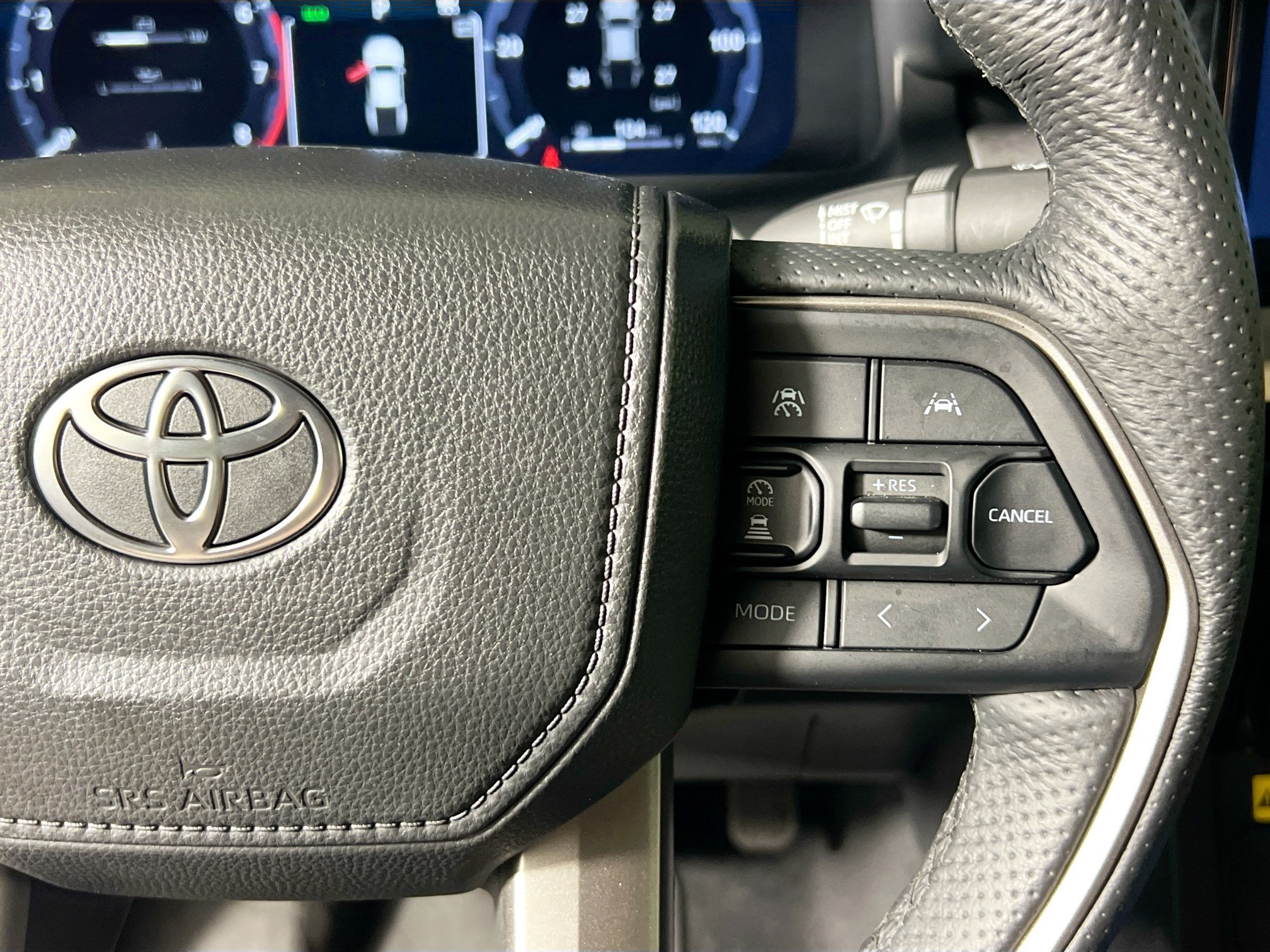 Used 2025 Toyota Tacoma 4x4 Double Cab Hybrid image 19