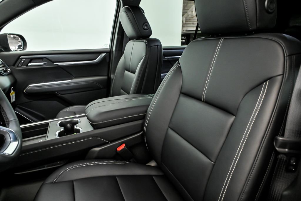 New 2026 GMC Acadia Elevation w/ Black Edition image 8