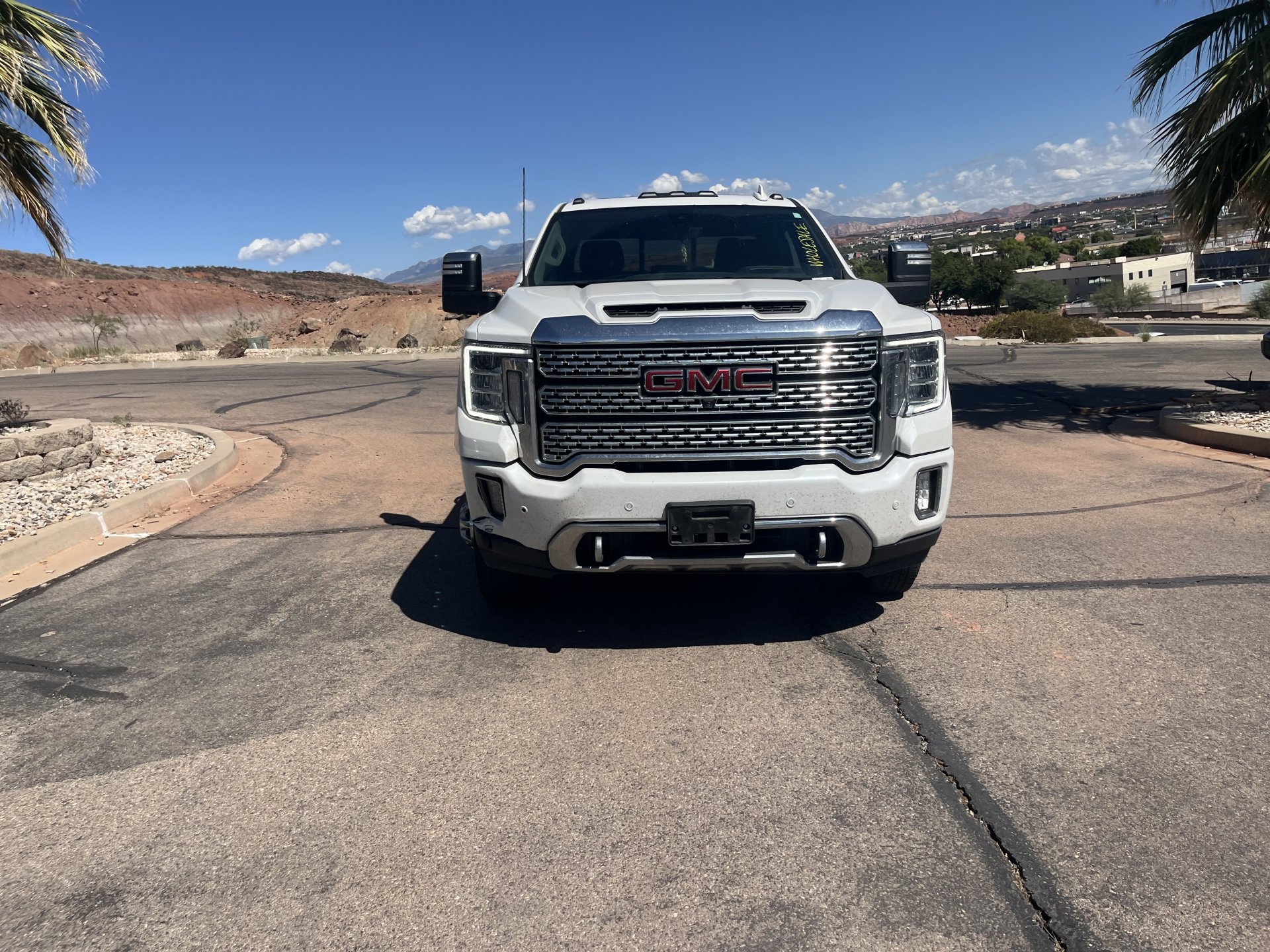 Used 2023 GMC Sierra 3500 Denali w/ Denali Ultimate Package AWD/4WD image 6