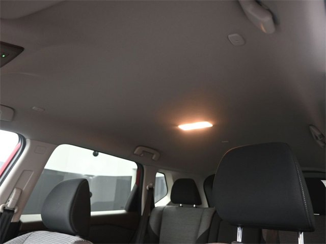 Used 2023 Nissan Rogue SV image 2