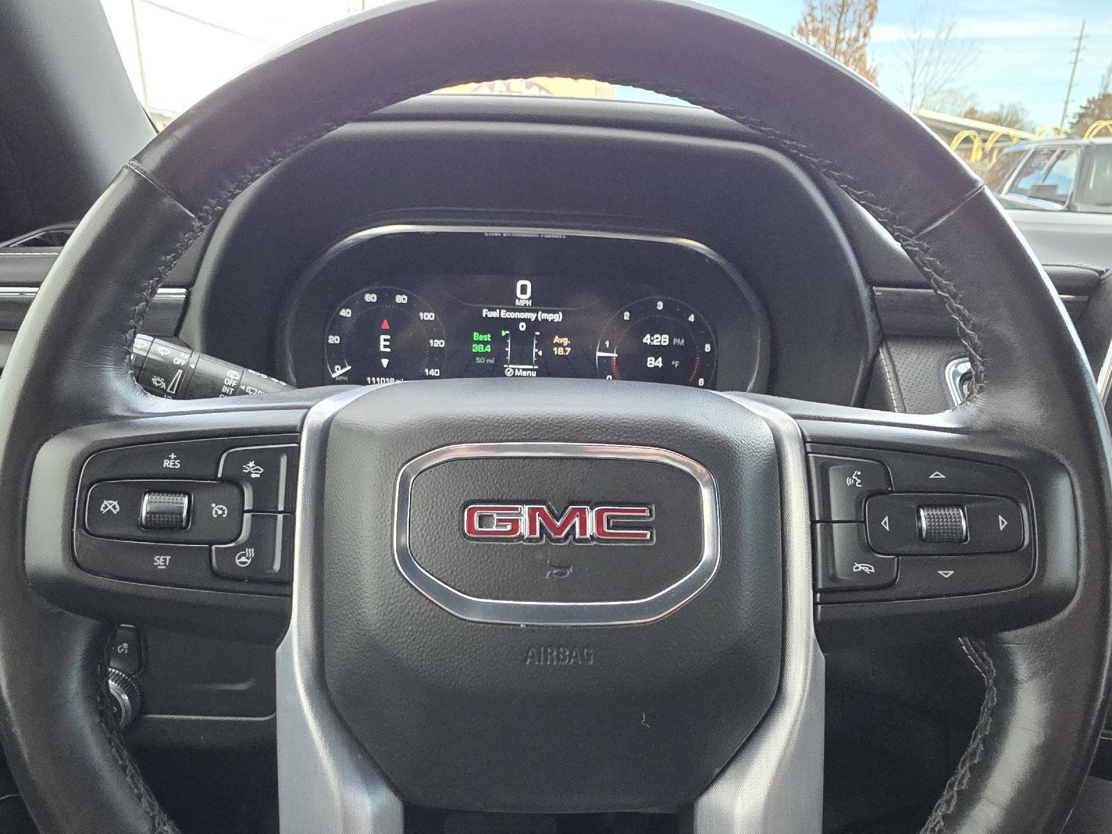 Used 2022 GMC Yukon SLT w/ SLT Premium Package AWD/4WD image 18