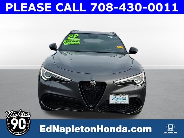 Used 2022 Alfa Romeo Stelvio Veloce video 2