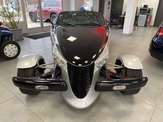 Used 2000 Plymouth Prowler image 6