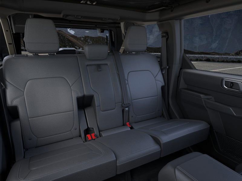 New 2025 Ford Bronco Outer Banks image 11
