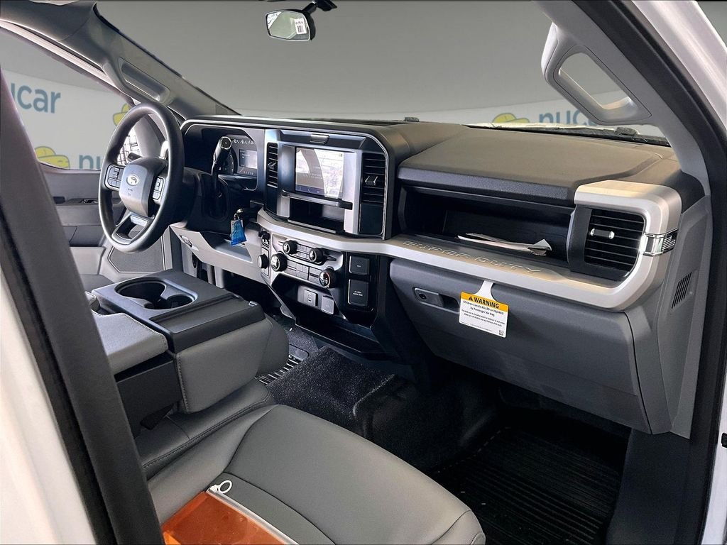 New 2026 Ford F250 XL w/ XL Chrome Package AWD/4WD image 10