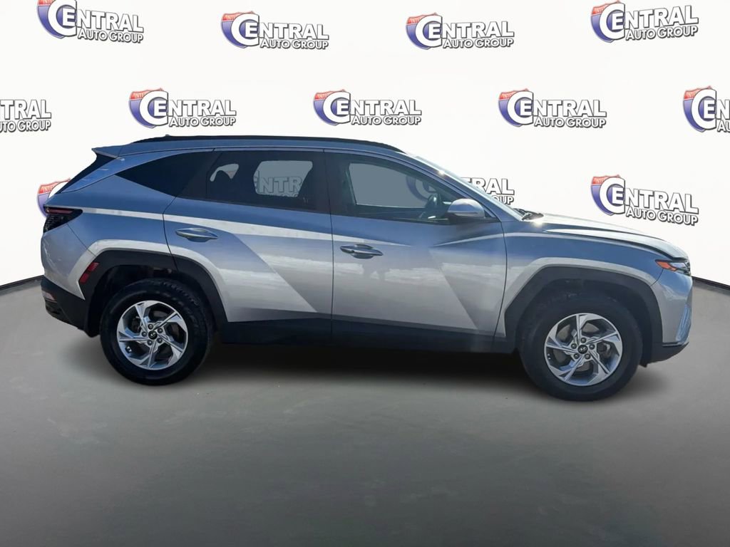 Used 2022 Hyundai Tucson SEL image 4