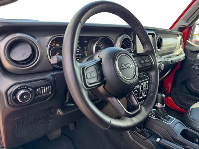 Certified 2022 Jeep Wrangler Unlimited Sport w/ Sun And Sound Package AWD/4WD image 13