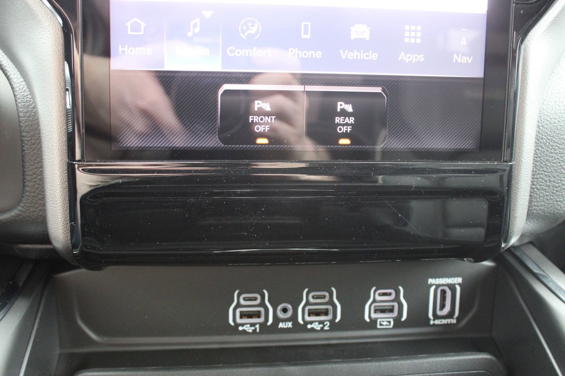 New 2026 RAM 1500 Laramie image 32