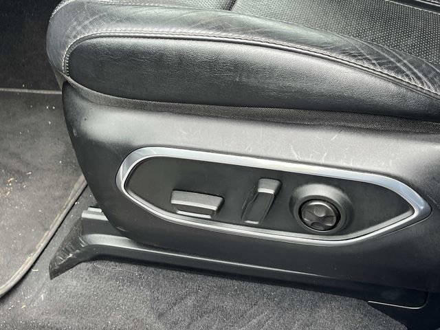 Used 2024 Jeep Wagoneer Series II AWD/4WD image 31