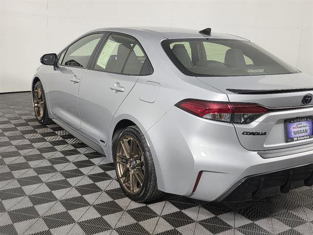 Used 2024 Toyota Corolla SE image 6