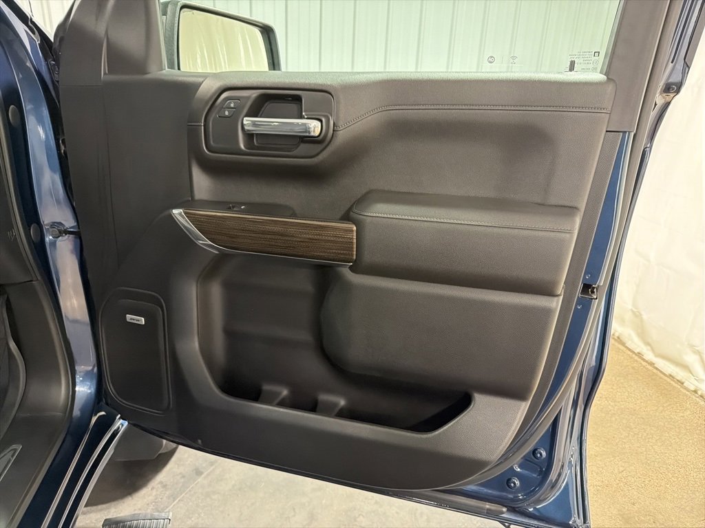 Used 2020 Chevrolet Silverado 1500 LT Trail Boss image 23