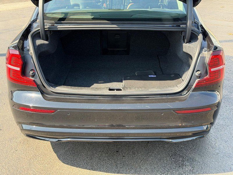 Certified 2025 Volvo S60 B5 Plus image 6
