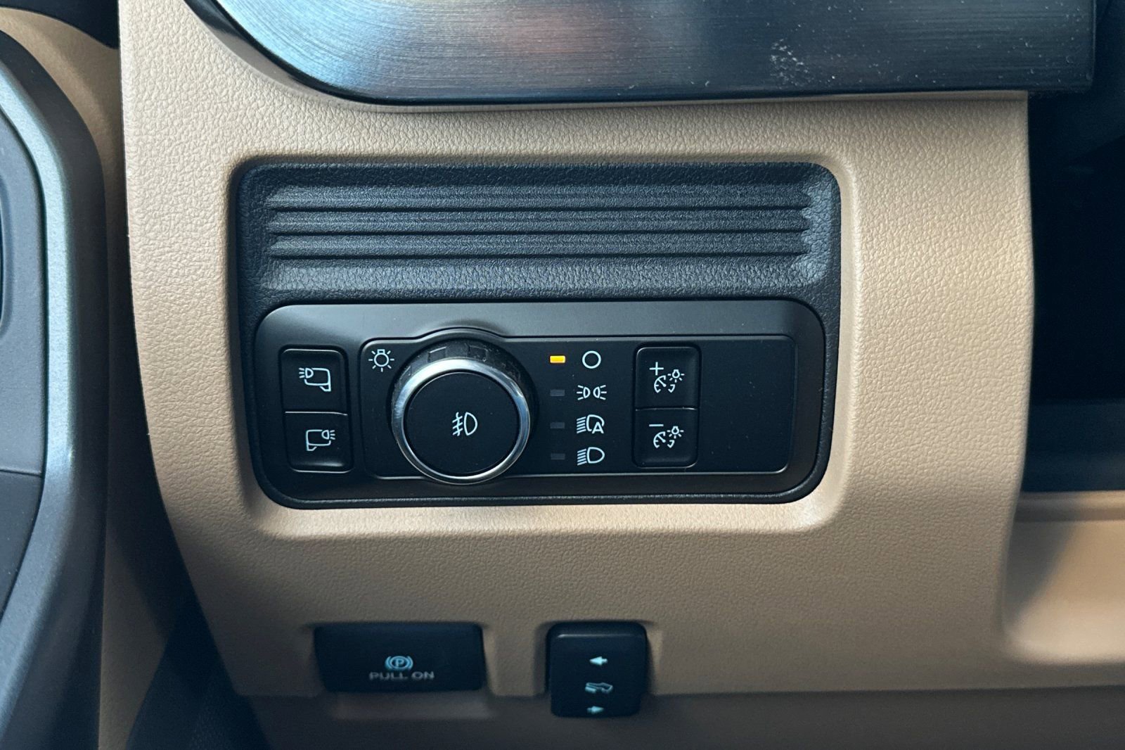 New 2026 Ford F350 Lariat image 25