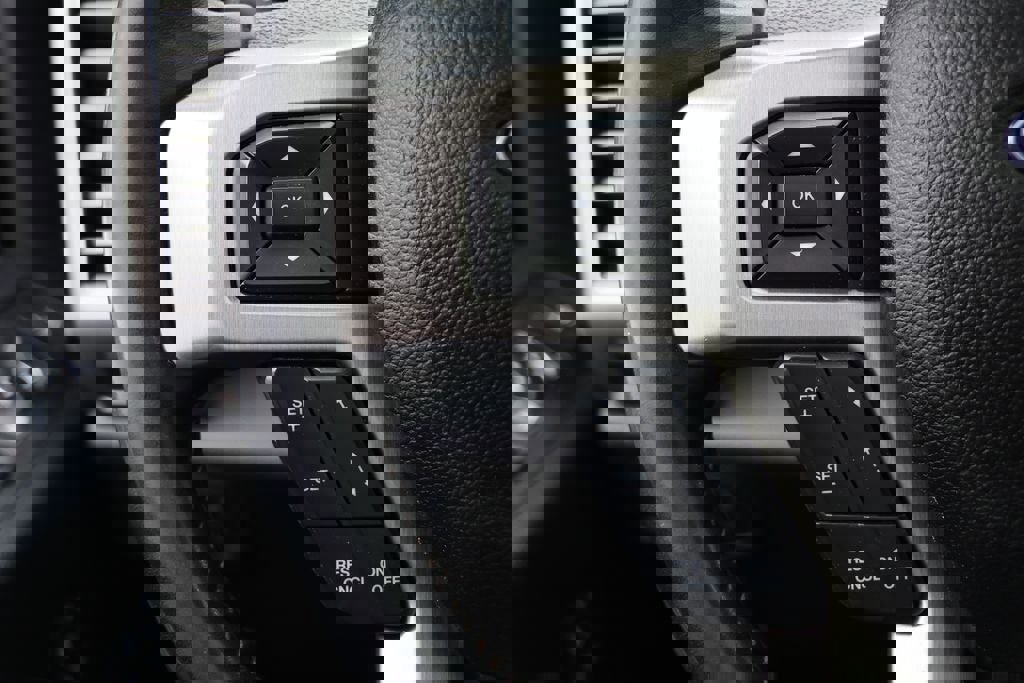 Used 2021 Ford F450 Platinum w/ FX4 Off-Road Package image 28